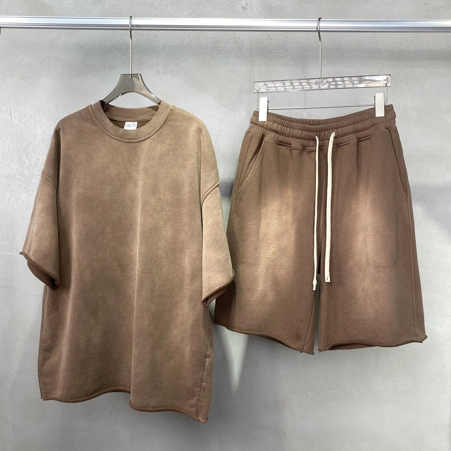 vintege washed shorts and t shirt