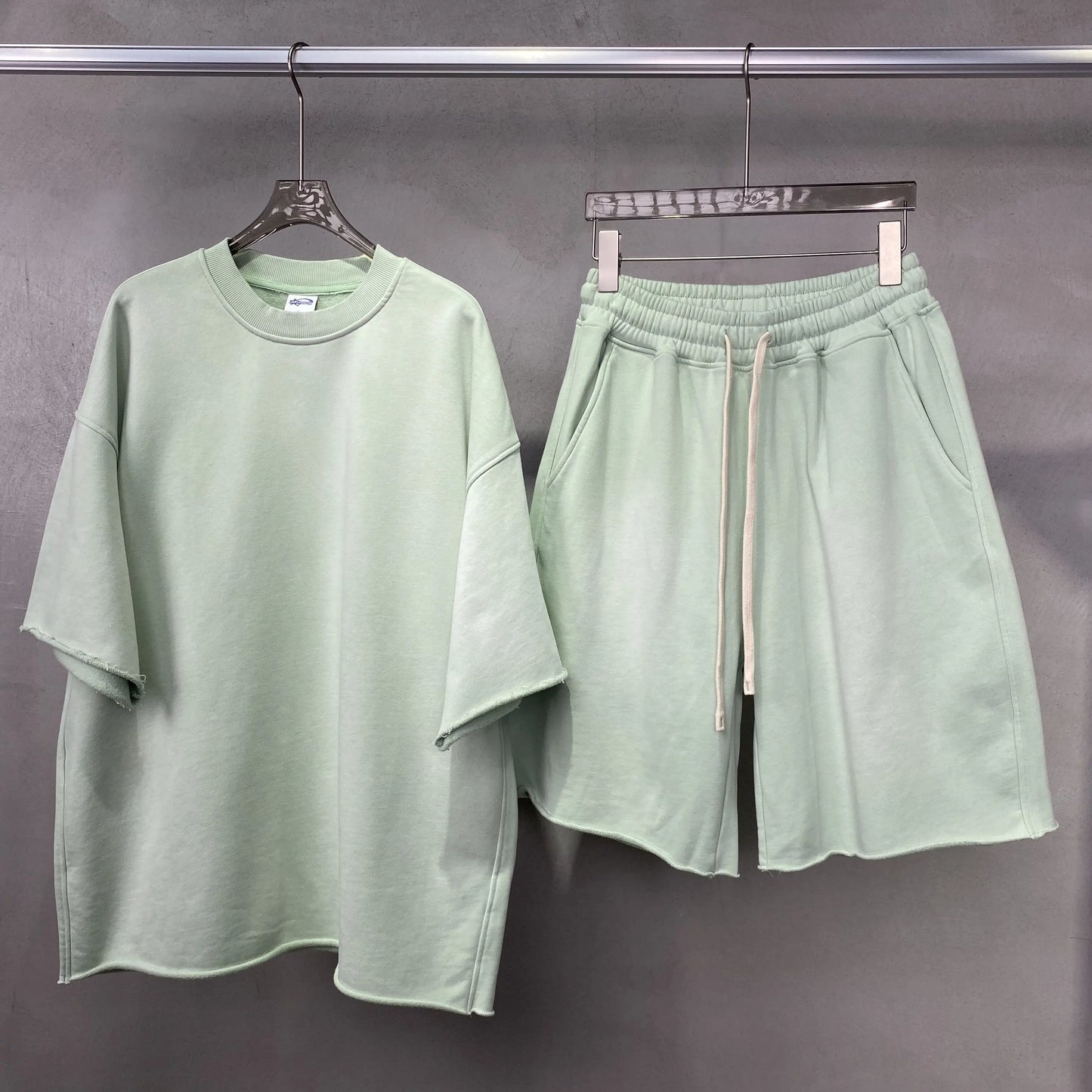vintege washed shorts and t shirt