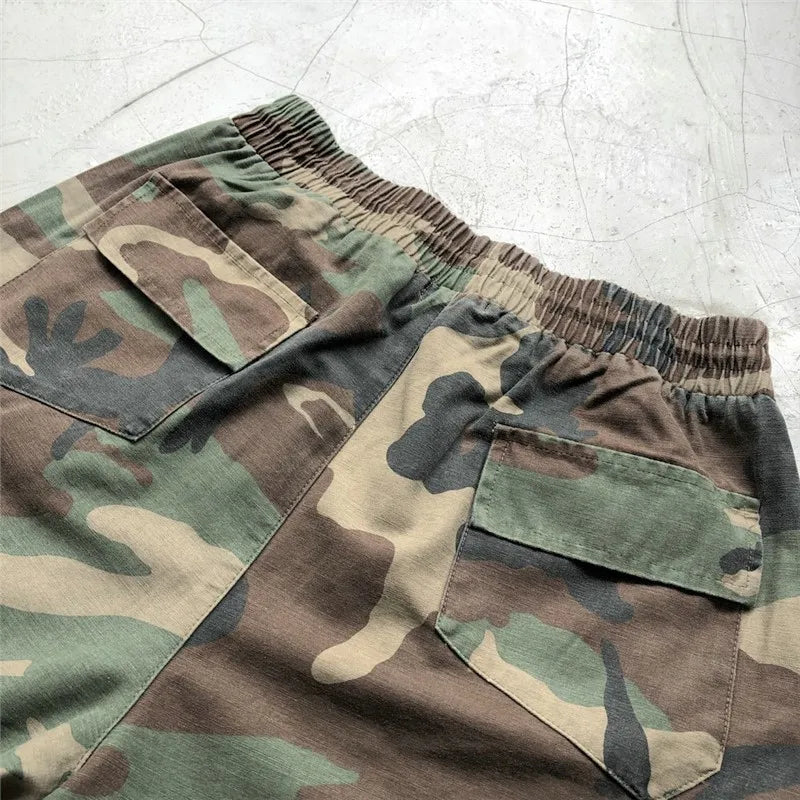 mans camo fashion shorts